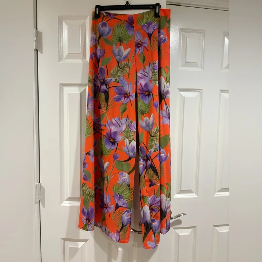 🌺 Alice + Olivia Tropical Floral Wide-Leg Pants 🌺 - Picture 6 of 9